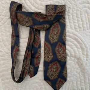 Italian Silk Paisley Men's Tie  Navy and Red